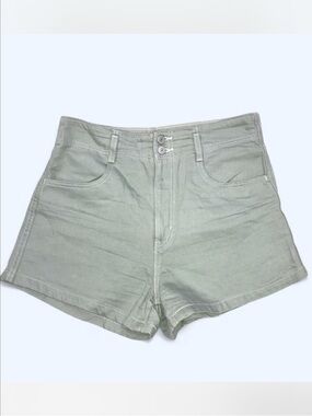 Levi's High-Waist Shorts in Light Sage Green Size:31